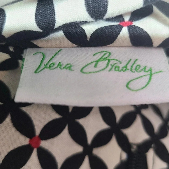 Vera Bradley Barcelona Bag Handbag Black White Floral Zipper Closure Quilted - Picture 13 of 14